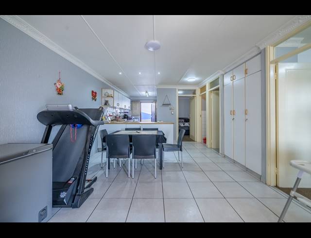 2 BEDROOM APARTMENT FOR SALE IN THE WOLDS